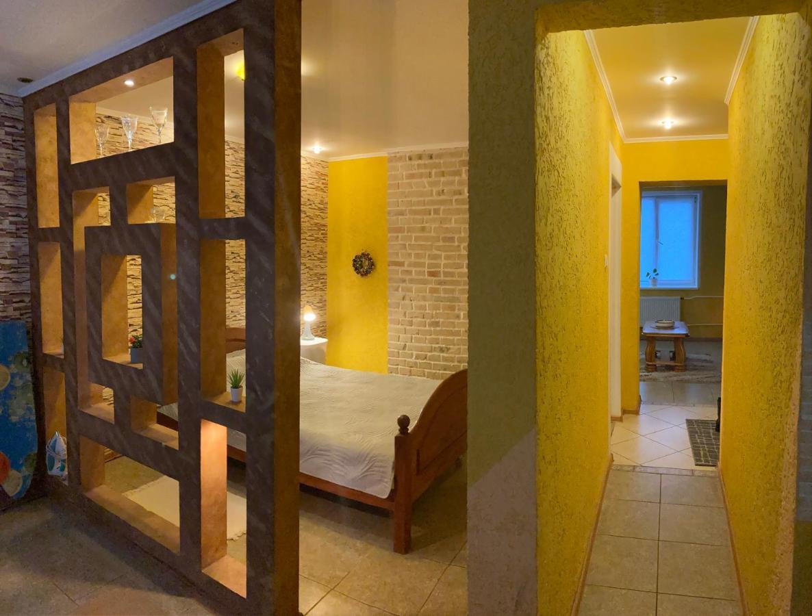 Apartment In The Center Grodno Buitenkant foto